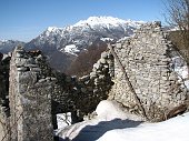 Da Fuipiano salita ai Tre Faggi (1399 m.) e allo Zuc di Pralongone (1503 m.) e verso i Canti il 17 marzo 09   - FOTOGALLERY